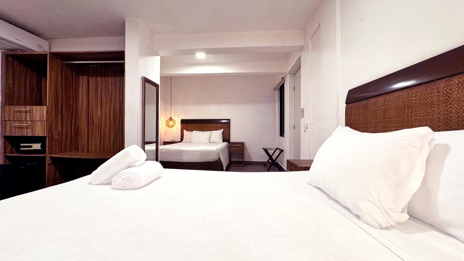 Siesta Fiesta Hotel - 5th Avenue Playa del Carmen Habitación foto